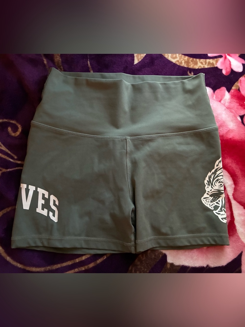Darc Sport High-Waist Olive Green Performance Shorts with White Graphic